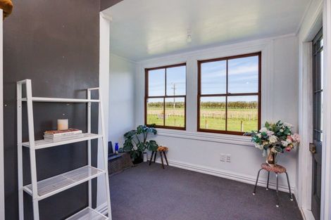 Photo of property in 2114 State Highway 56, Longburn, Palmerston North, 4477