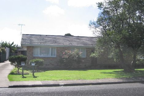 Photo of property in 2/3 Lansdown Avenue, Papatoetoe, Auckland, 2025