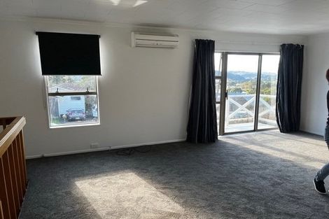 Photo of property in 6a Makatote Grove, Churton Park, Wellington, 6037