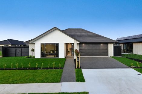 Photo of property in 32 Isobel Hodgson Drive, Cambridge, 3434