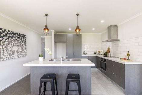 Photo of property in 37 Cyrus Street, Whalers Gate, New Plymouth, 4310