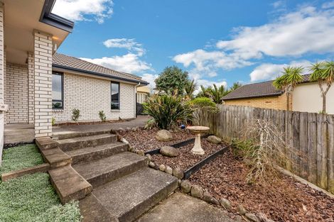 Photo of property in 14 San Carlo Court, Henderson, Auckland, 0612