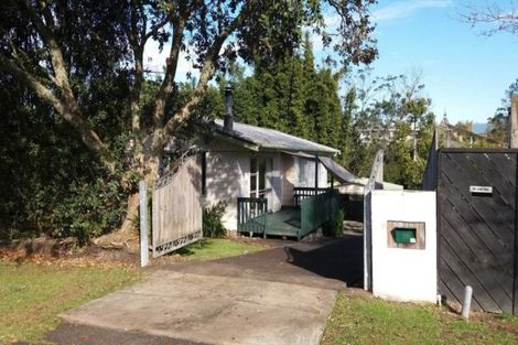 Photo of property in 75 Kemp Road, Massey, Auckland, 0614