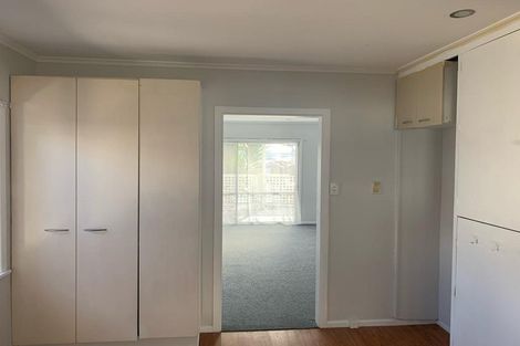 Photo of property in 11a Hill Crescent, Papakura, 2110