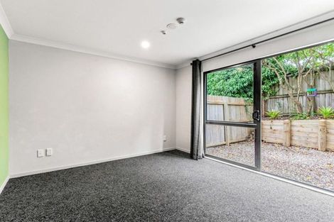 Photo of property in 11/46 Carlos Drive, Flat Bush, Auckland, 2016
