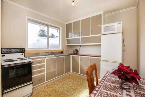 Photo of property in 4/3141 Great North Road, New Lynn, Auckland, 0600
