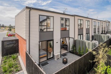 Photo of property in 18 Kerewhenua Crescent, Hobsonville, Auckland, 0616