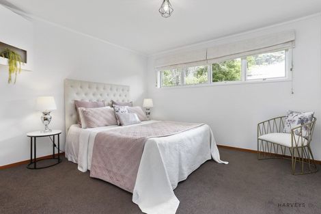 Photo of property in 201 Godley Road, Titirangi, Auckland, 0604