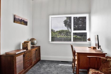 Photo of property in 195 South Road, Hawera, 4610