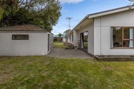 Photo of property in 189 Tararua Road, Levin, 5571