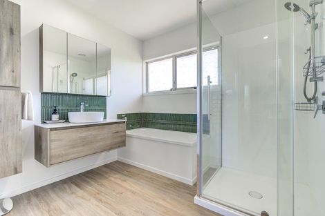 Photo of property in 4 Morrow Avenue, St Andrews, Hamilton, 3200