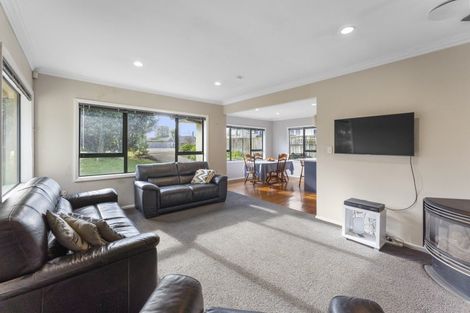 Photo of property in 62 Raumati Road, Raumati Beach, Paraparaumu, 5032