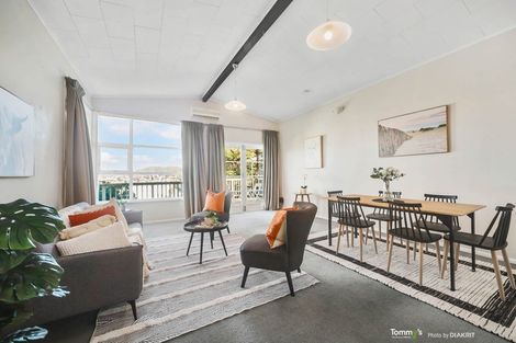 Photo of property in 4 Huntingdon Street, Northland, Wellington, 6012