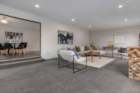 Photo of property in 189 Tararua Road, Levin, 5571