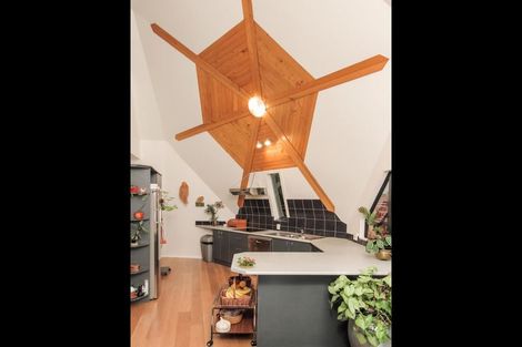 Photo of property in 39 Chamari Close, Titirangi, Auckland, 0604