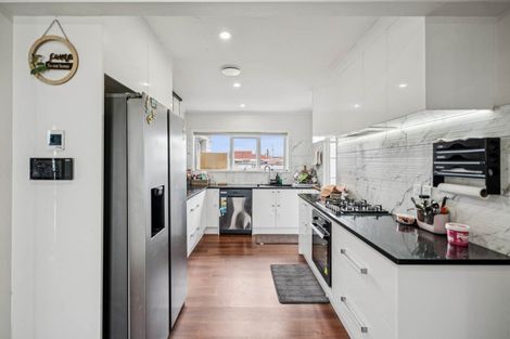 Photo of property in 51 Buckland Road, Mangere East, Auckland, 2024