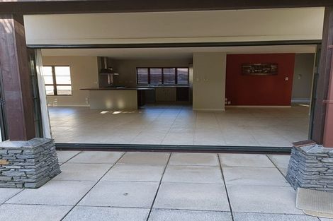 Photo of property in 2 Oakway Drive, Schnapper Rock, Auckland, 0632