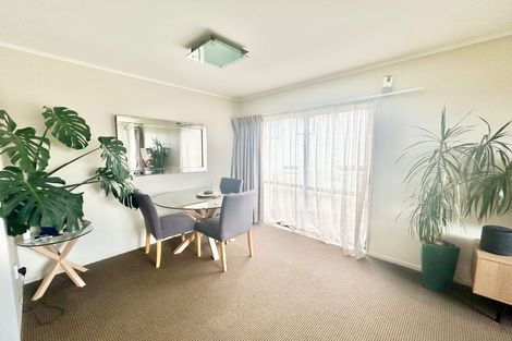 Photo of property in 300 Mitchell Street, Brooklyn, Wellington, 6021