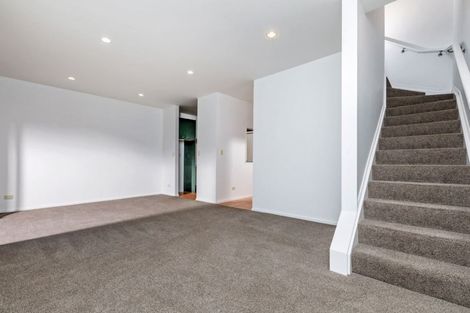Photo of property in 2/34 Fields Parade, Oteha, Auckland, 0632