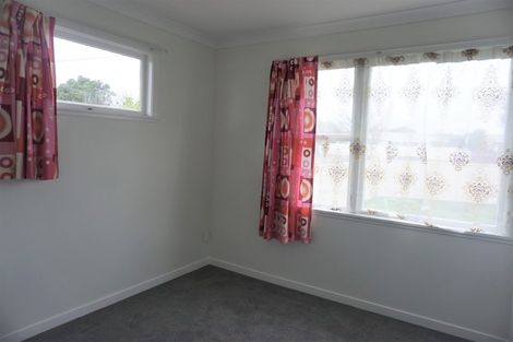 Photo of property in 28 Howard Road, Taradale, Napier, 4112