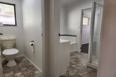 Photo of property in 26 Puriri Street, Helensville, 0800