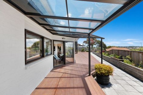 Photo of property in 216 Whitford Road, Shamrock Park, Auckland, 2016