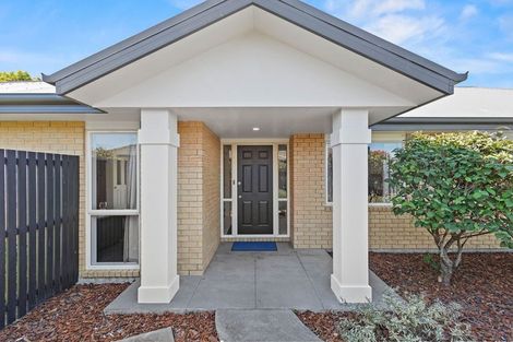 Photo of property in 6 Rawei Place, Harewood, Christchurch, 8051