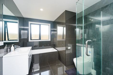 Photo of property in 94 James Line, Kelvin Grove, Palmerston North, 4414