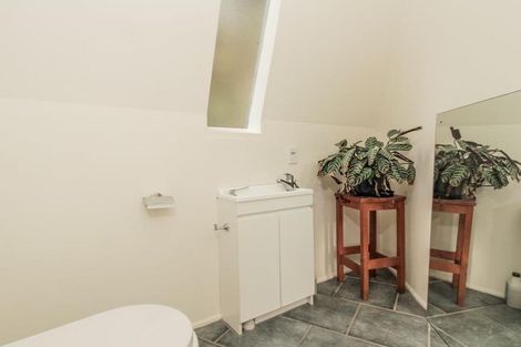 Photo of property in 39 Chamari Close, Titirangi, Auckland, 0604