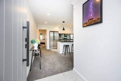 Photo of property in 6 Ngaio Street, West End, Palmerston North, 4412