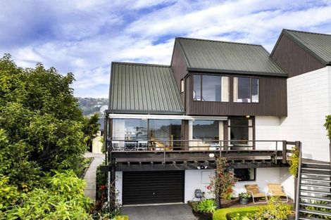 Photo of property in 1/17 Moncks Spur Road, Redcliffs, Christchurch, 8081