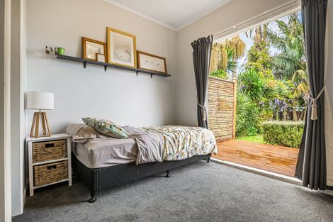 Photo of property in 2/66 Miller Road, Mangere Bridge, Auckland, 2022