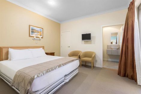 Photo of property in 56 Golf Course Road, Wanaka, 9305