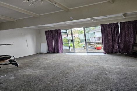 Photo of property in 20 Hindmarsh Street, Henderson, Auckland, 0612