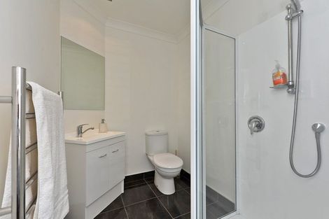 Photo of property in 2b Wilkinson Street, Oriental Bay, Wellington, 6011