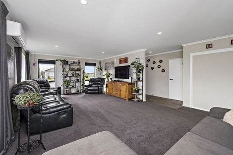 Photo of property in 74 Stationmasters Way, Prebbleton, 7604