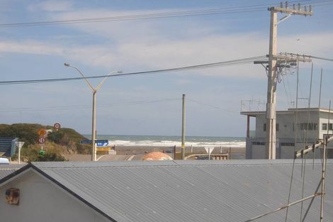 Photo of property in 9 Koputara Road, Himatangi Beach, Foxton, 4891