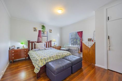 Photo of property in 21 View Road, Glenfield, Auckland, 0627