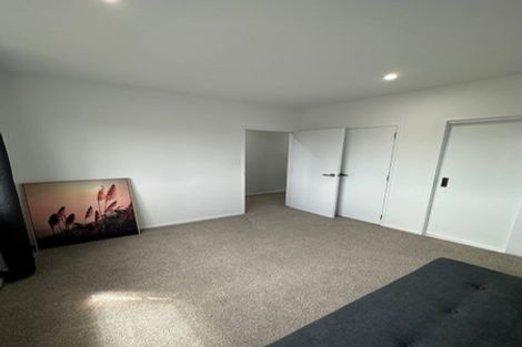 Photo of property in 33 Eileen Newey Place, Henderson, Auckland, 0612