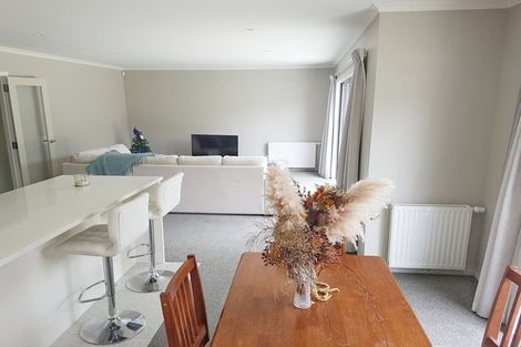 Photo of property in 11 Henrietta Maxwell Grove, Wainuiomata, Lower Hutt, 5014