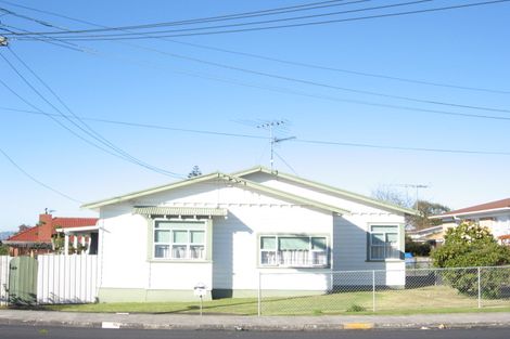 Photo of property in 2/18a Weymouth Road, Manurewa, Auckland, 2102