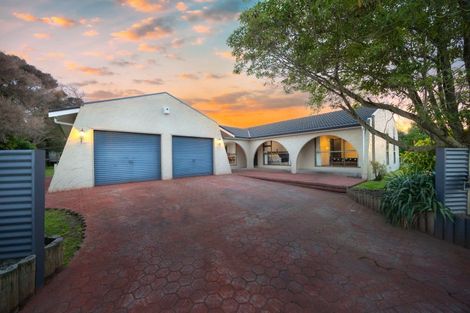 Photo of property in 34 Carter Crescent, Awapuni, Palmerston North, 4412