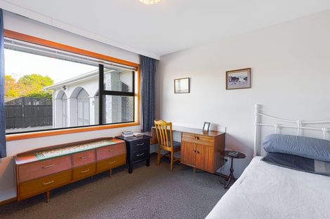 Photo of property in 33a Larch Place, Casebrook, Christchurch, 8051