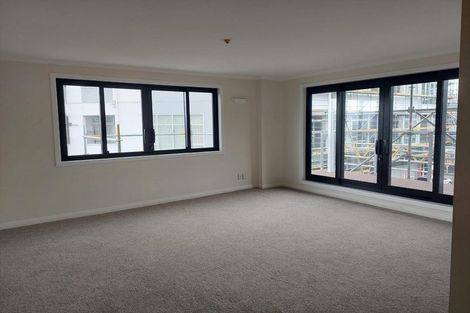 Photo of property in Endeavour Apartments, 24/125u Thorndon Quay, Pipitea, Wellington, 6011