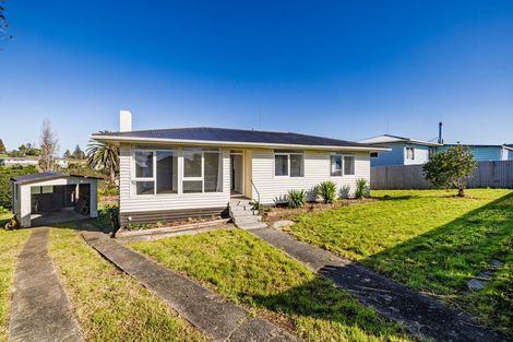 Photo of property in 15 Whiteman Road, Kawakawa, 0210