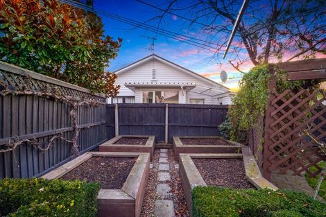 Photo of property in 36 Tui Street, Fendalton, Christchurch, 8041