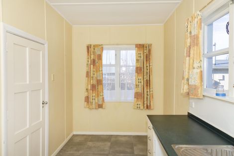 Photo of property in 17 Witham Street, Oamaru North, Oamaru, 9400