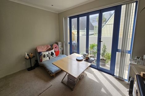 Photo of property in 4/129 The Parade, Island Bay, Wellington, 6023