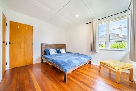 Photo of property in 16 Sladden Street, Naenae, Lower Hutt, 5011