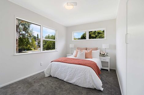 Photo of property in 60 Hilling Street, Titirangi, Auckland, 0604